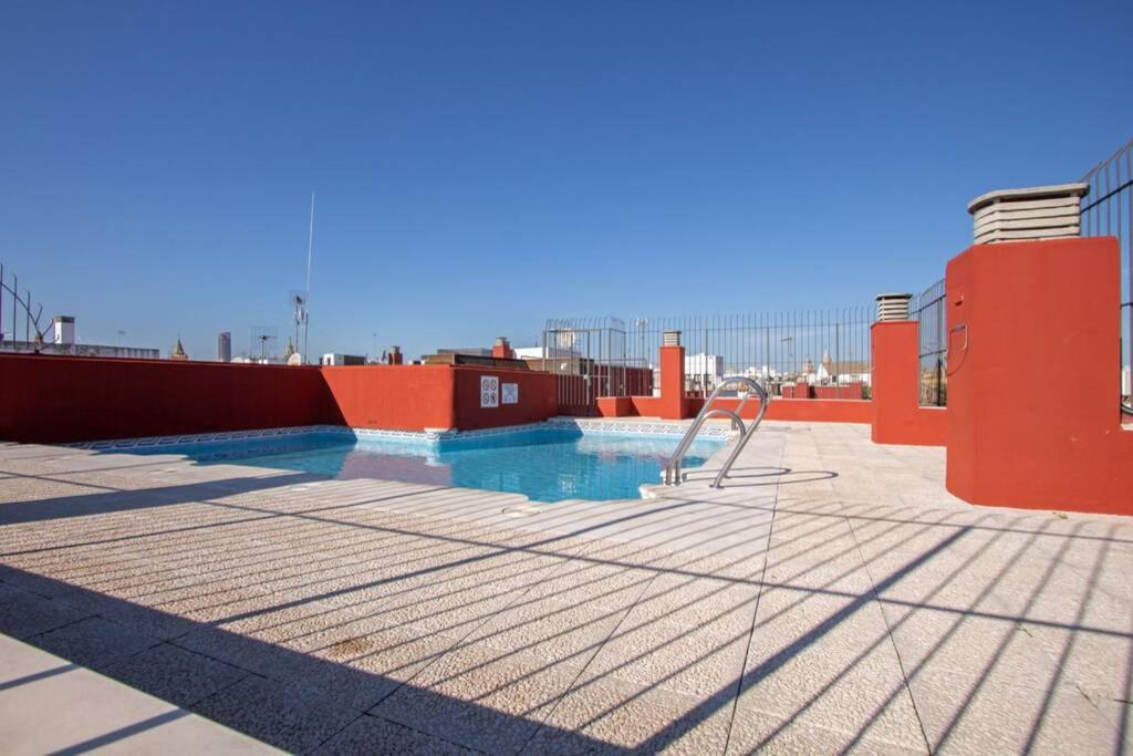 Mumu Luxury Suite Lirio Siviglia Esterno foto