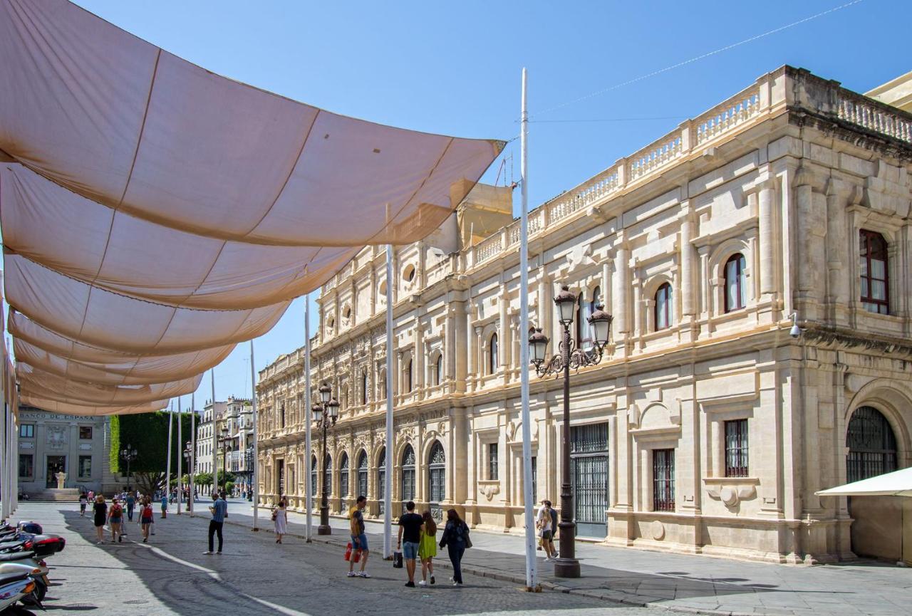 Mumu Luxury Suite Lirio Siviglia Esterno foto