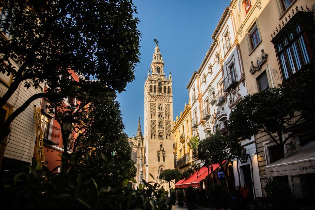 Mumu Luxury Suite Lirio Siviglia Esterno foto
